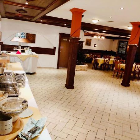 Hotel Relax Wachenroth Kültér fotó