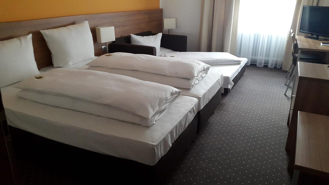 Hotel Relax Wachenroth Kültér fotó